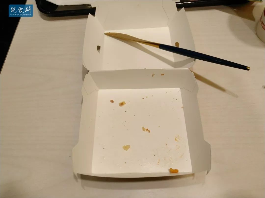 新春和金汉堡更配哦~麦当劳新品金菠闪闪厚牛堡测评