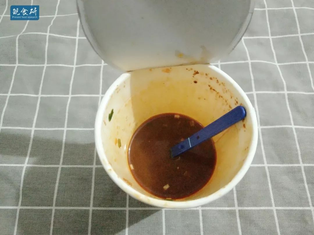 合味道香辣、麻辣风味测评，吃完辣的额头一层薄汗