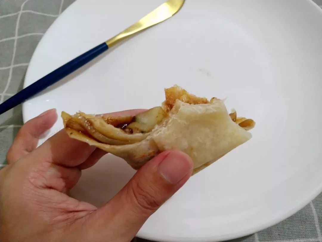中餐馆子肯德基？肯德基早餐新品大饼卷万物测评