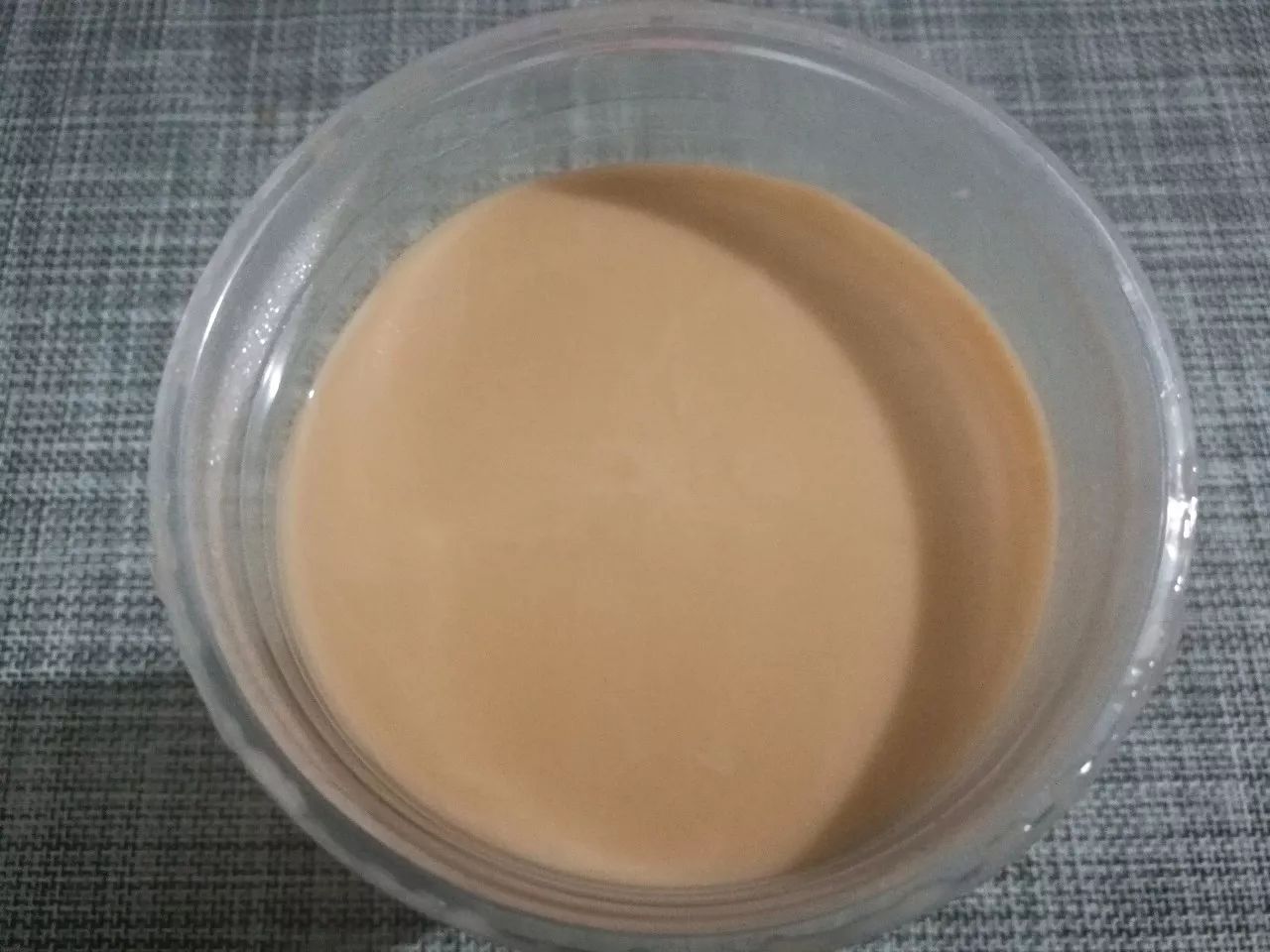 吴亦凡代言的麦当劳新品，那么大珍珠奶茶味道如何