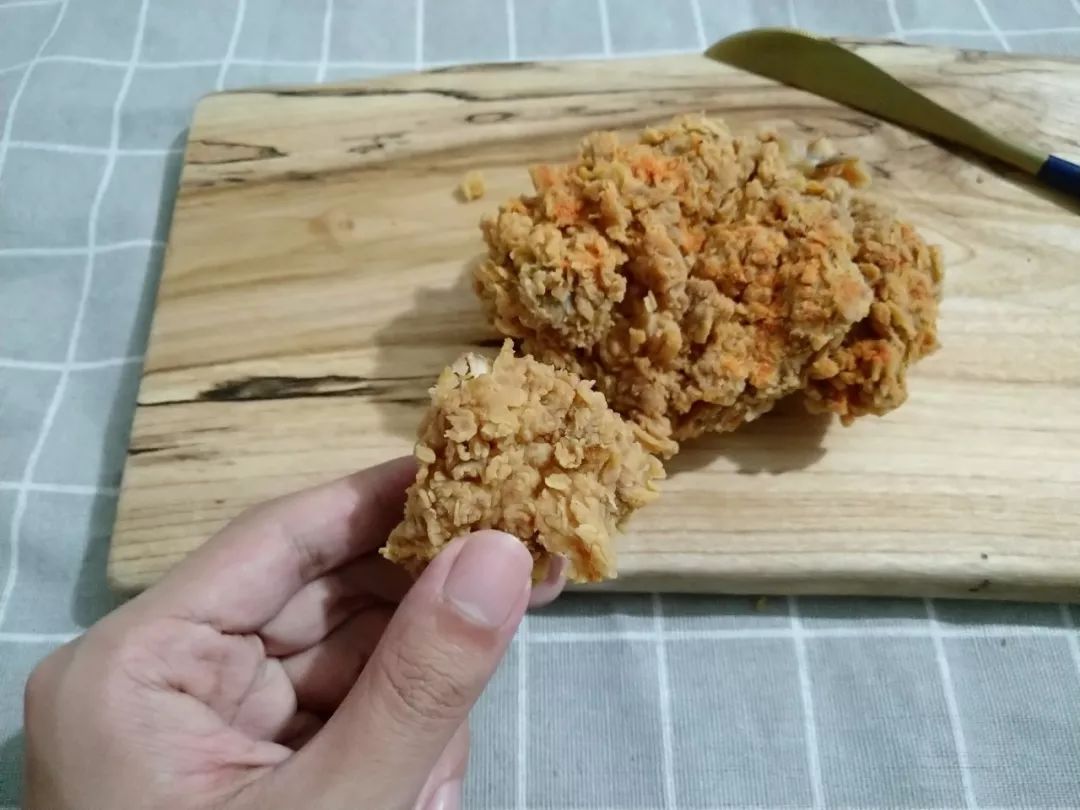 魔鬼辣有多辣？肯德基新品魔鬼辣脆皮鸡测评