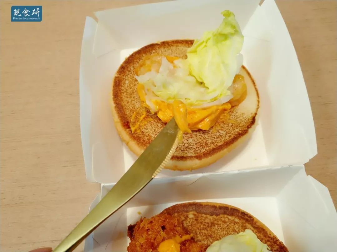 有江湖的地方就有避风塘？肯德基新品避风塘大虾鸡腿双层堡测评