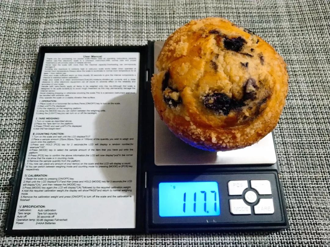 包含蓝莓果肉的好吃小蛋糕，星巴克蓝莓麦芬味道如何？
