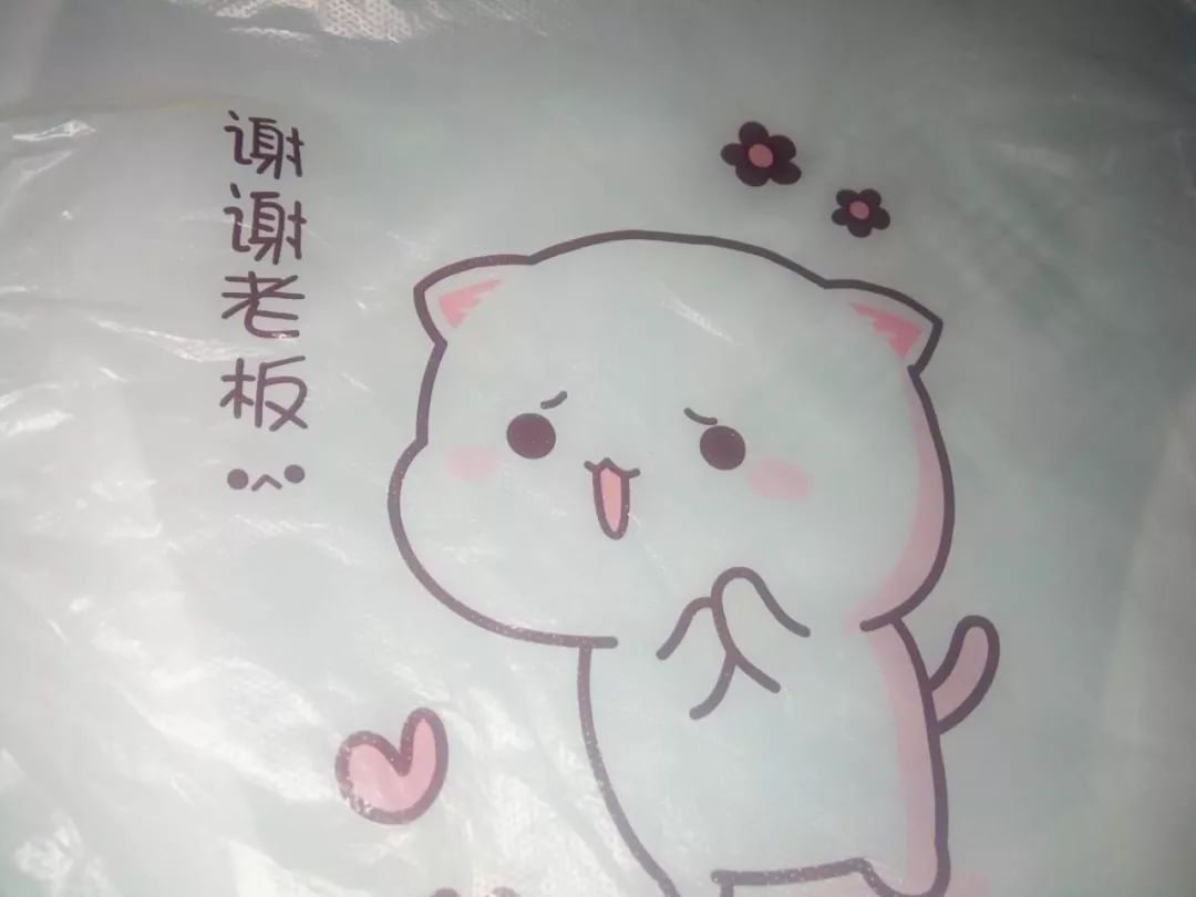 五元一个的香芋派味道如何？来自现食研新成员的香芋派测评。