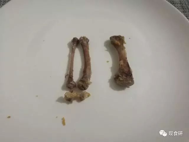 肯德基香辣鸡翅测评，3.8一对你怎么看