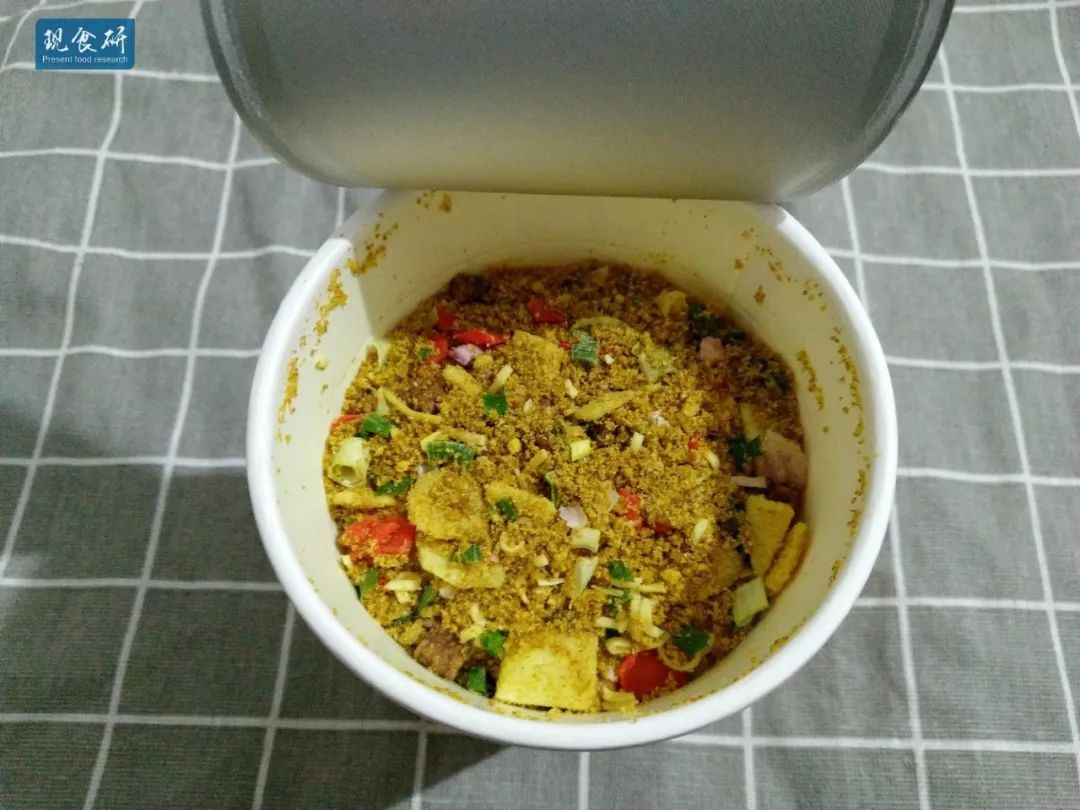 胖友们诚不欺我，爆发力超强的咖喱牛肉与猪骨浓汤合味道测评