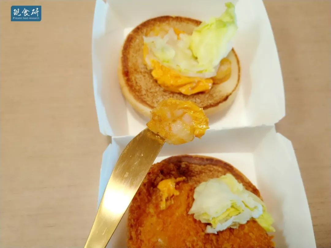 有江湖的地方就有避风塘？肯德基新品避风塘大虾鸡腿双层堡测评
