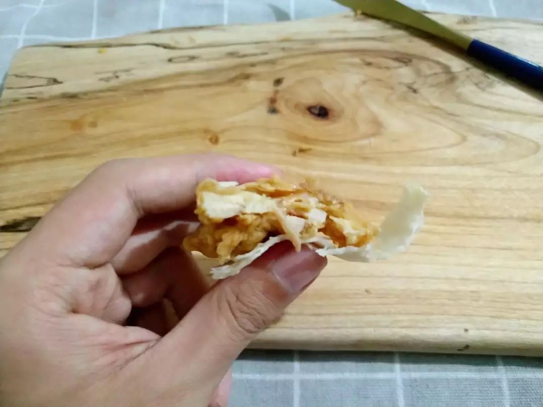 又能在肯德基吃小龙虾啦！重新回归的十三鲜小龙虾鸡肉卷味道如何？