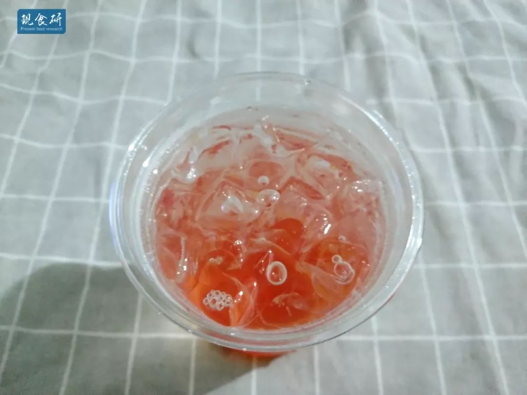 竟比麦叔叔和汉堡王的西柚饮都好喝，华莱士西柚泡泡果饮测评