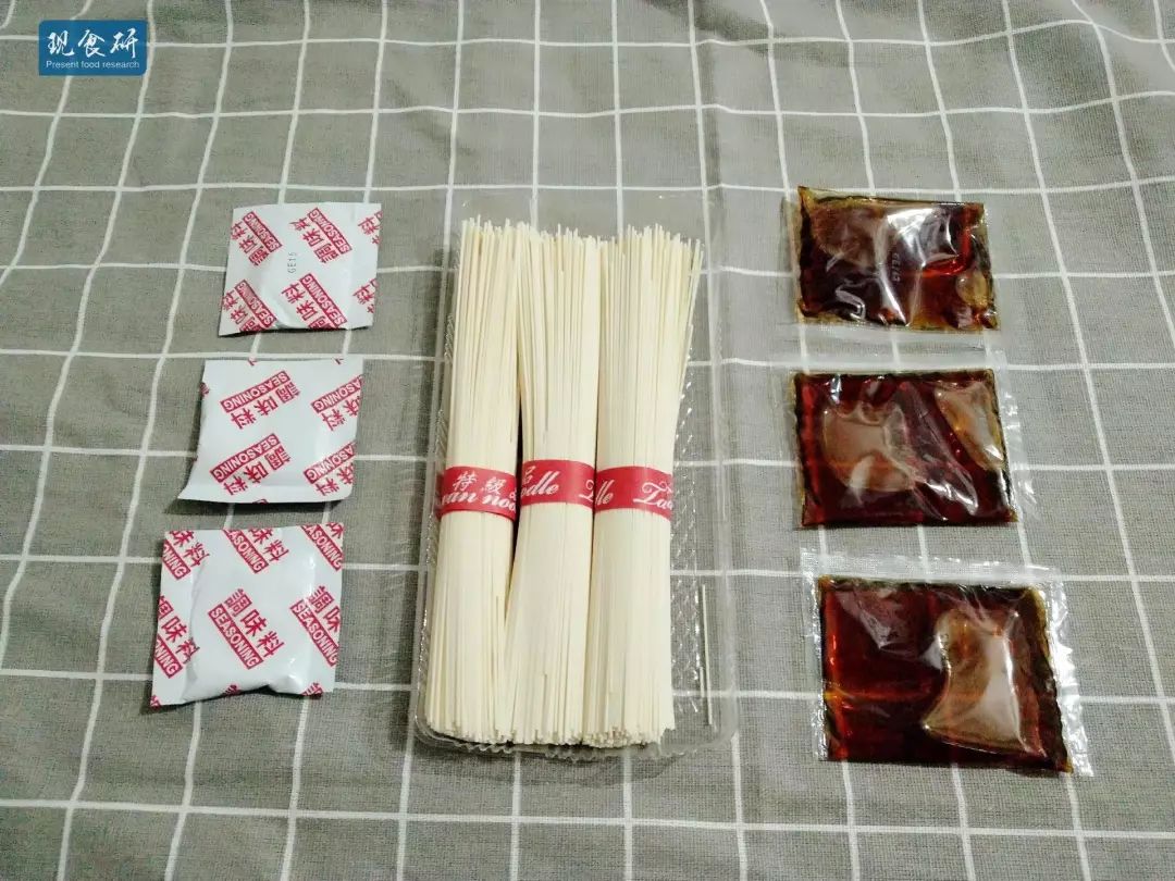 泡面里自带蘸酱什么的太犯规了吧！全球十大泡面测评第三波